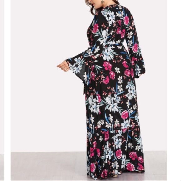 New Fluted Sleeve Self Tie Maxi Dress - Picture 5 of 6